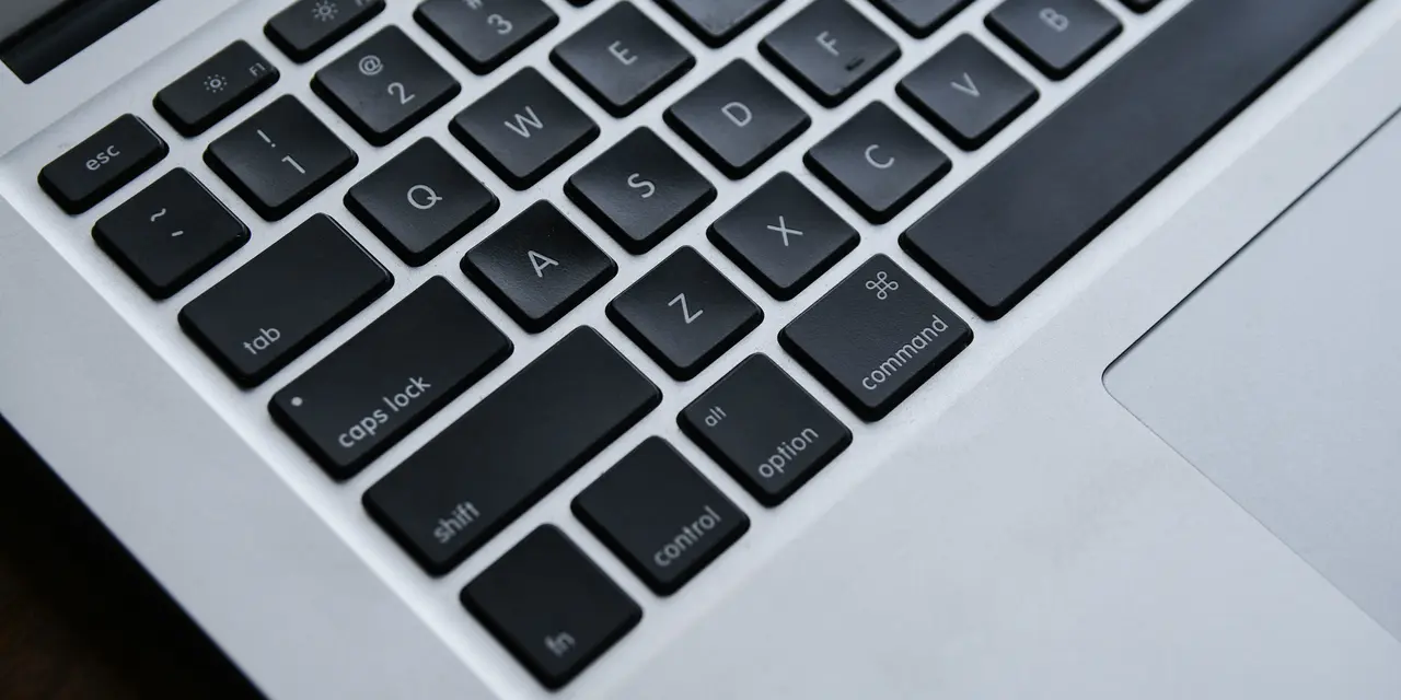 UAE Cyberattacks 2026: Recovering Assets from 800,000 Daily Threats